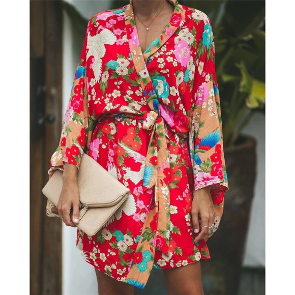 ♦️SOLD♦️Floral Open Kimono Red and Pink - Picture 4 of 15